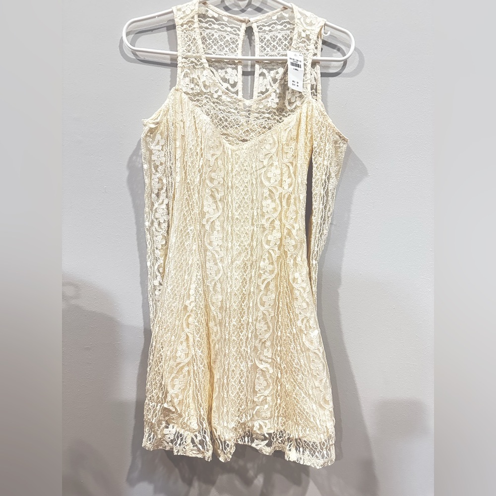 SIZE XS Hollister BOHO lace dress